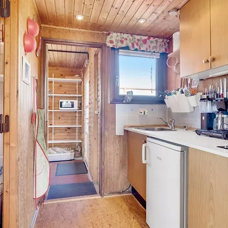 Holiday home Beatrice - 150m From The Sea By Interhome